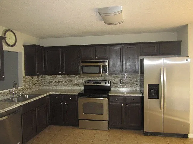 1213 Fox Creek Dr — Photo 7