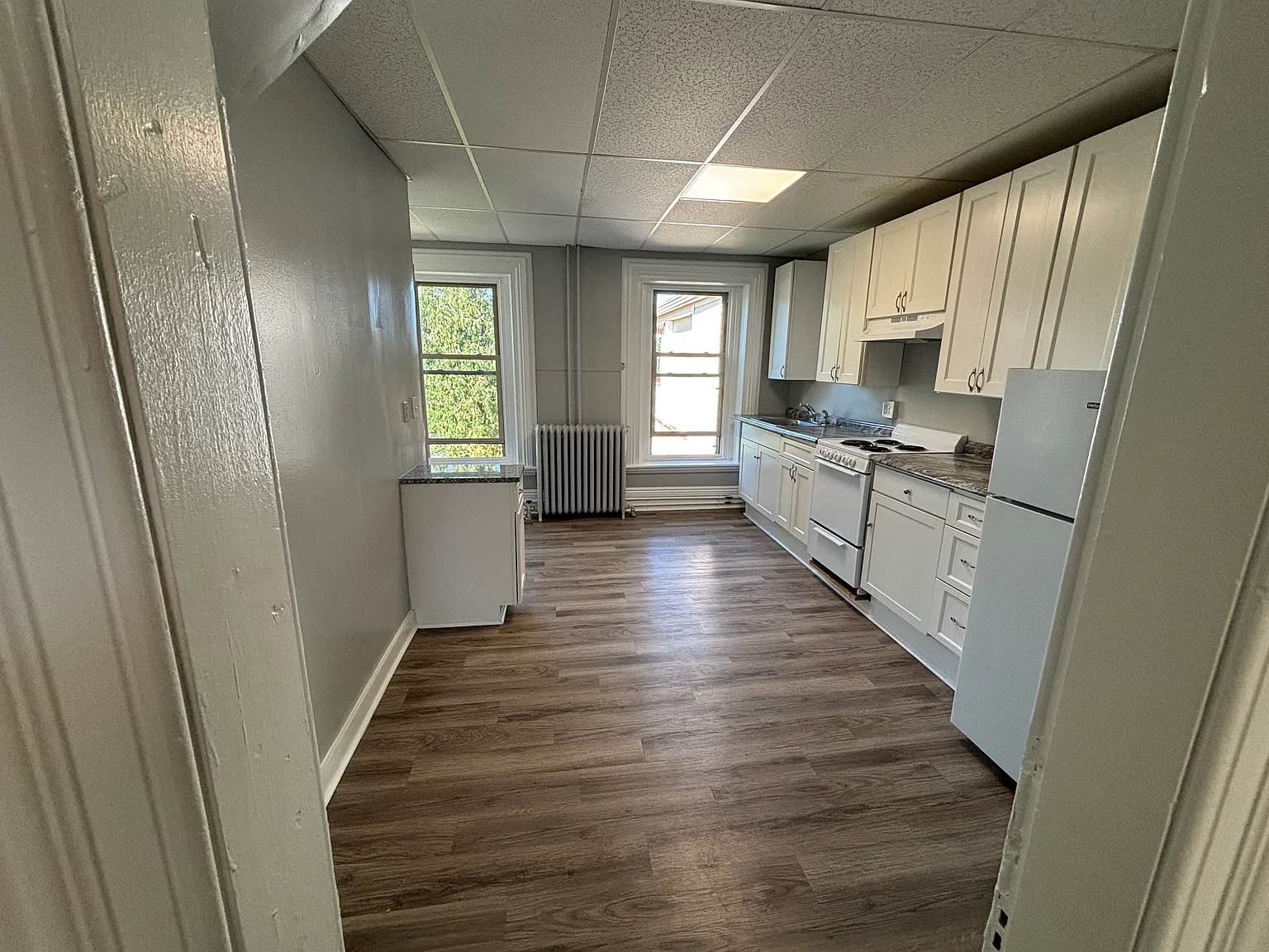 1 bed, 700 sqft, $1,400 — Photo 4