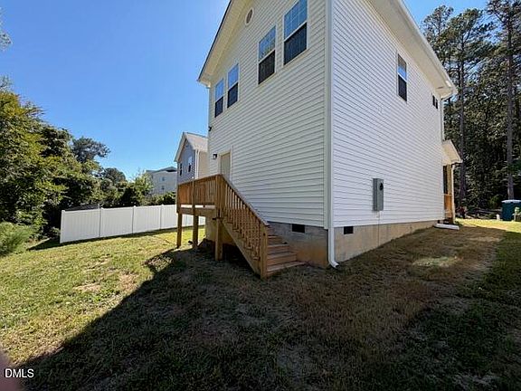 4th image of 1009 Ridge Rock Rd