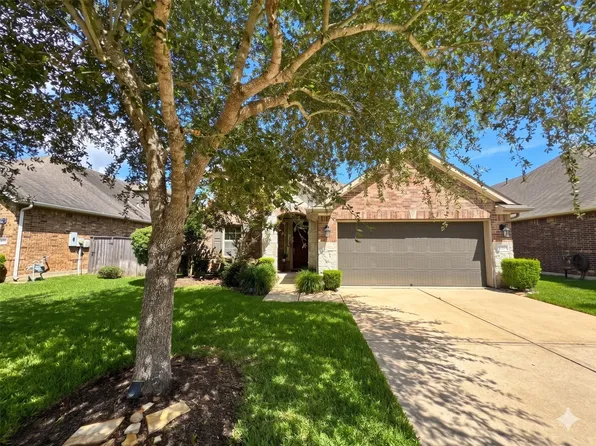 1911 Cedar Ridge Ln, Houston, TX 77089