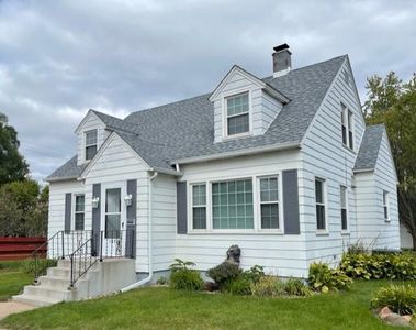107 South Main Street, Chippewa Falls, WI, 54729