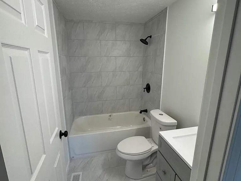 6605 Vandre Ave — Photo 4
