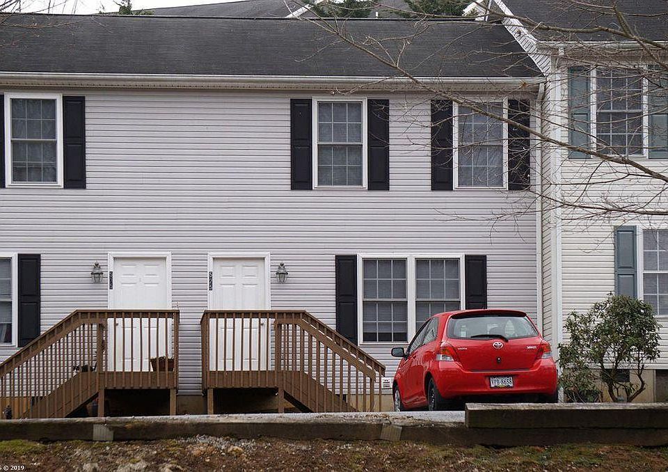 1st image of 525 School Ln