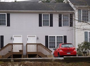 525 School Ln, Christiansburg, VA 24073