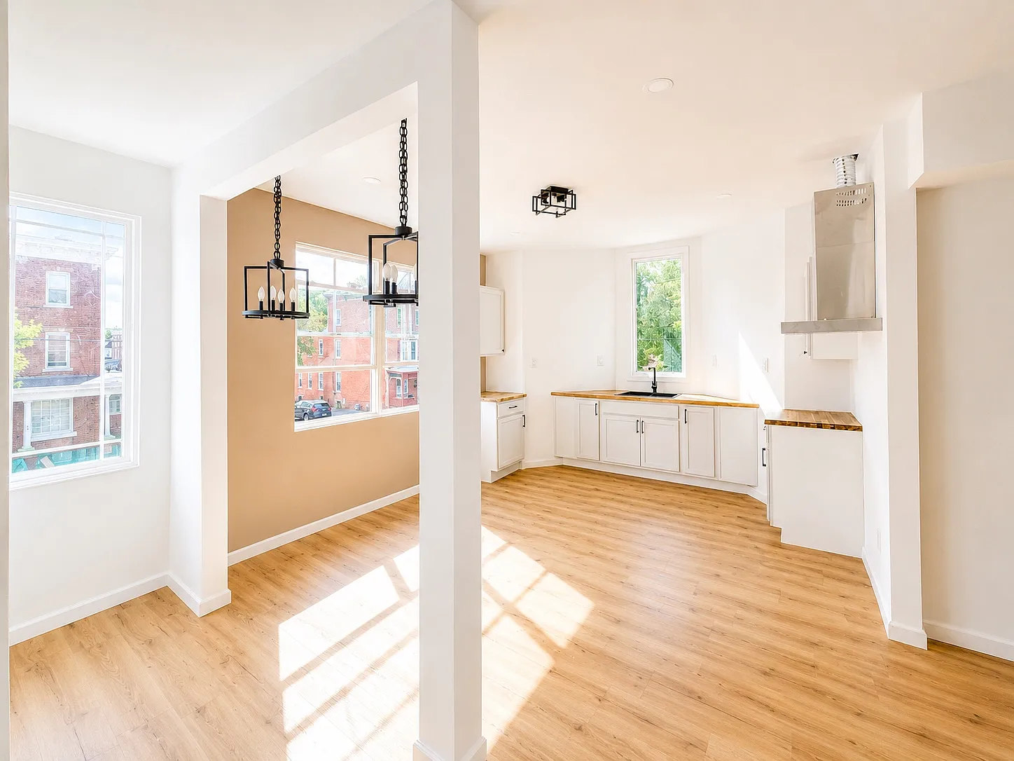 3 bed, $1,950 — Photo 2