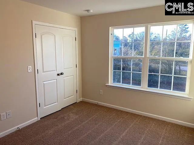 1323 Tamarind Ln — Photo 16