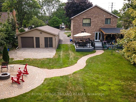 2nd image of 458 Boler Rd