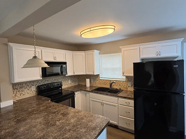 3706 Willow Ave — Photo 15