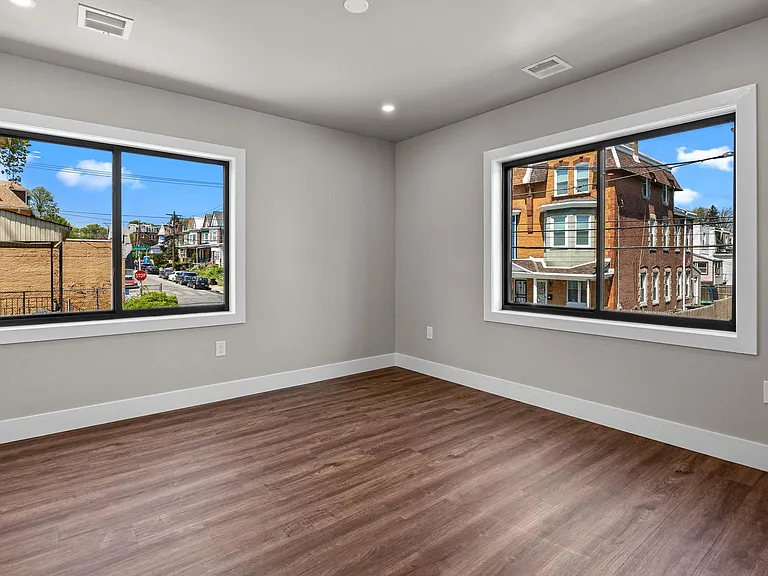 77 E Pastorius St #2 — Photo 9
