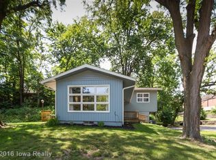 3632 Nierob Court Dr, Des Moines, IA 50310