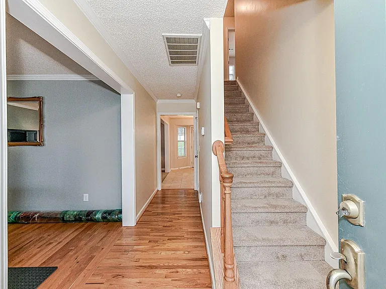 1411 Deer Spring Ct #1 — Photo 9