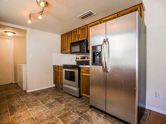 5th image of 1741 E 2nd Ave