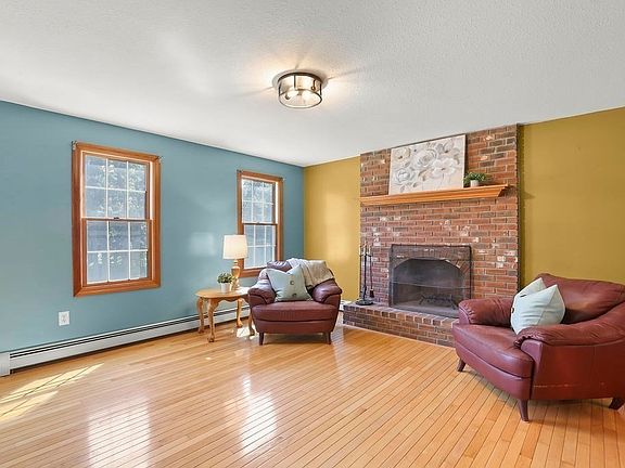 4th image of 41 Virginia Ave