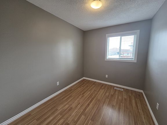 4th image of 5117 41st Ave