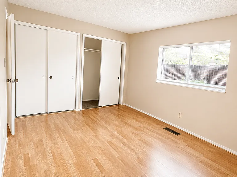 530 Colorado River Blvd — Photo 2