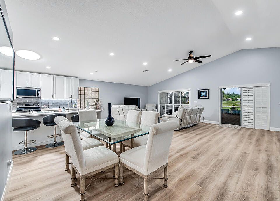 1st image of 8184 Florenza Drive