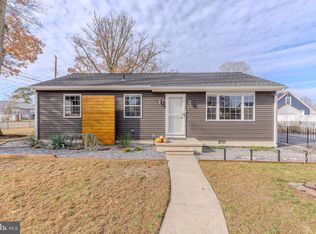 87 Rose Ln, Villas, NJ 08251