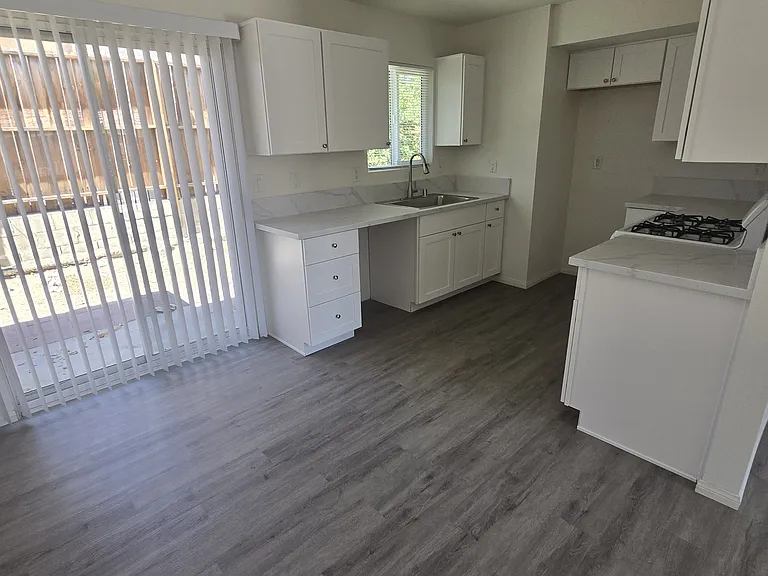 13576 El Cajon Dr #A — Photo 6