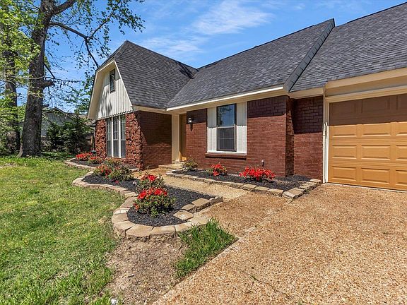 2nd image of 5934 Pamela Ann Dr S