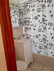 Rented by Amorelli Realty