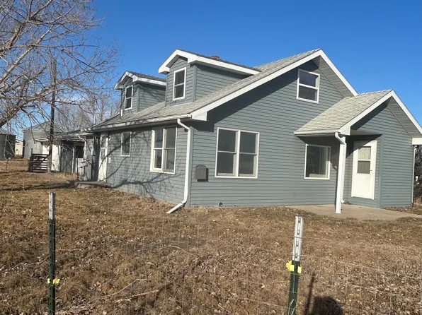 420 2nd Ave E, Gildford, MT 59525