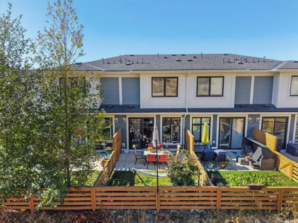 255 Caspian Dr #38, Colwood, BC V9C 0P9
