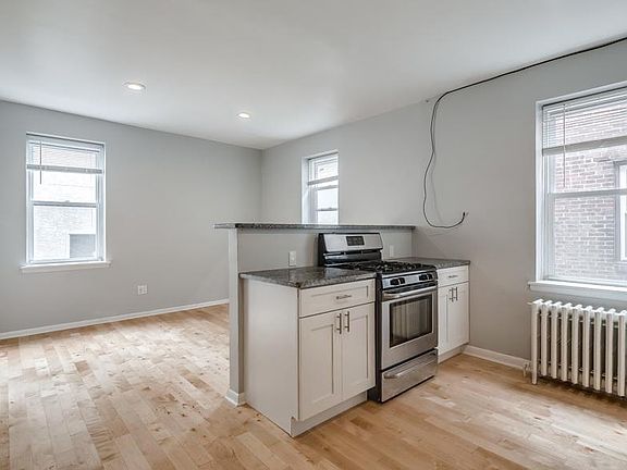 3rd image of 975 N Lawrence St APT C