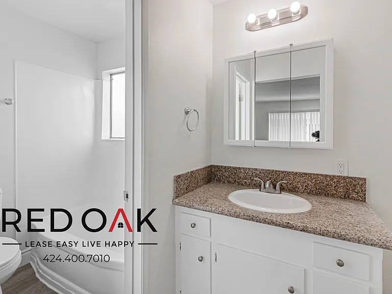 7466 Rosemead Blvd — Photo 5