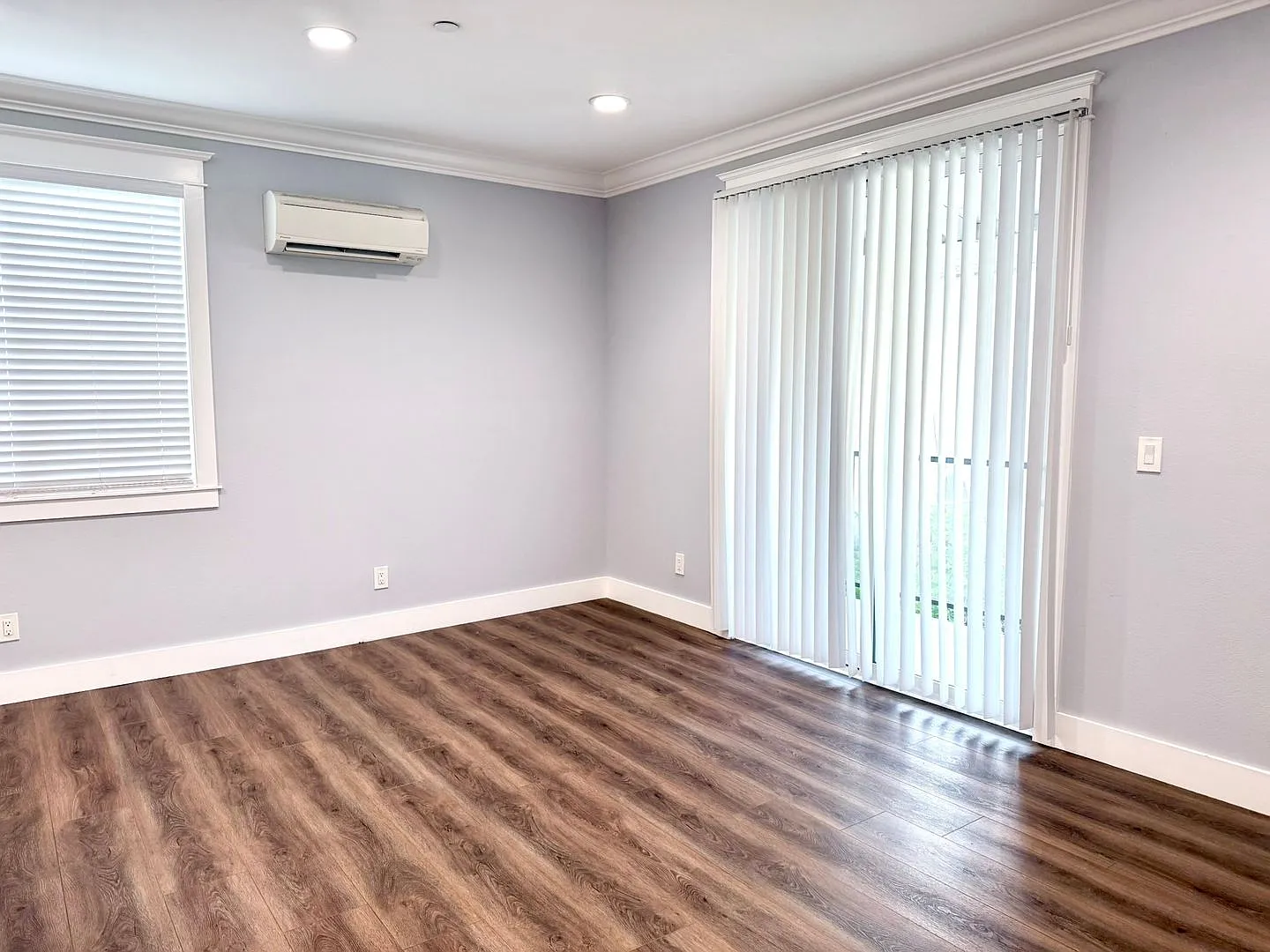 1610 East Ocean Blvd — Photo 2