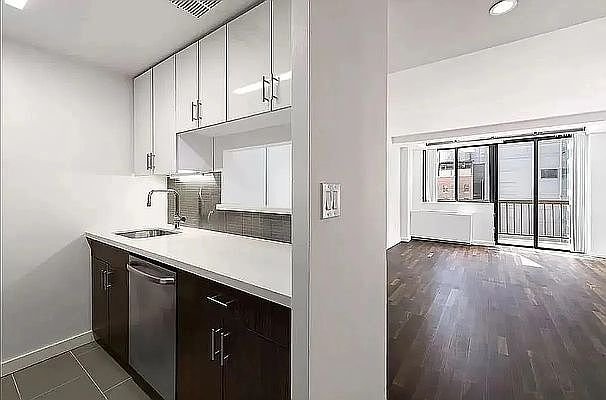 1st image of 184 Lexington Ave APT 9F