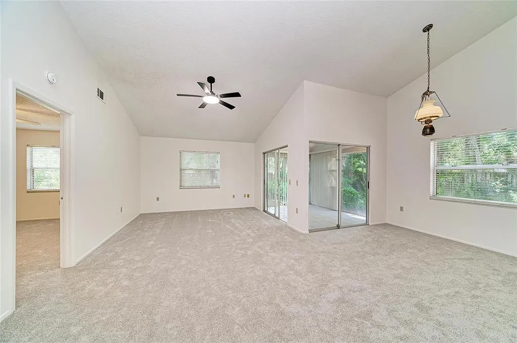 2 bed, 2.0 bath, 1197 sqft, $1,850 — Photo 4