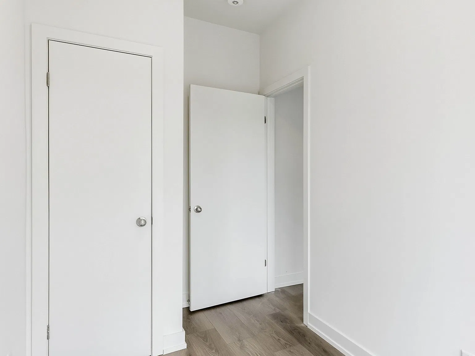 3 bed, $2,200 — Photo 4