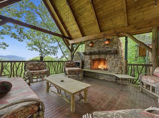 407 Forest Ridge Road, Cashiers, NC 28717