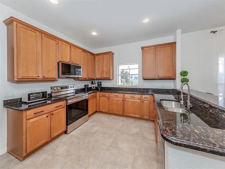 14462 Fort Worth Cir — Photo 22