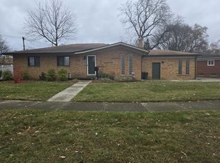 29222 Oriole St, Livonia, MI 48154