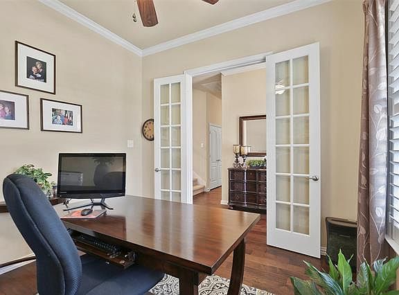 3rd image of 8004 Choctaw Ln