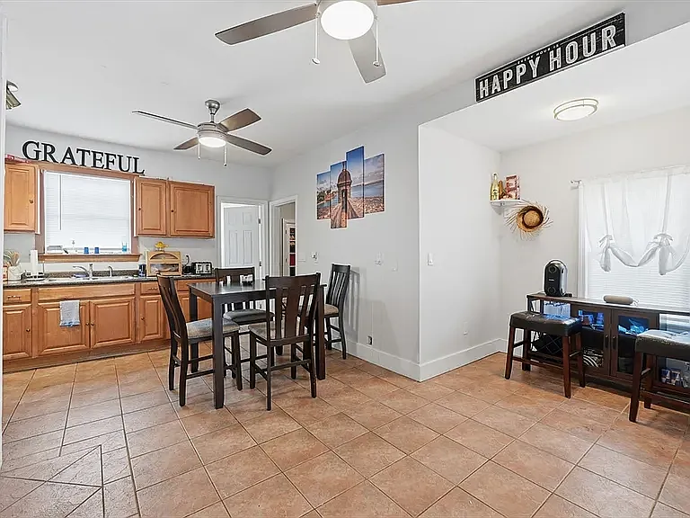 25 East St #1 — Photo 1