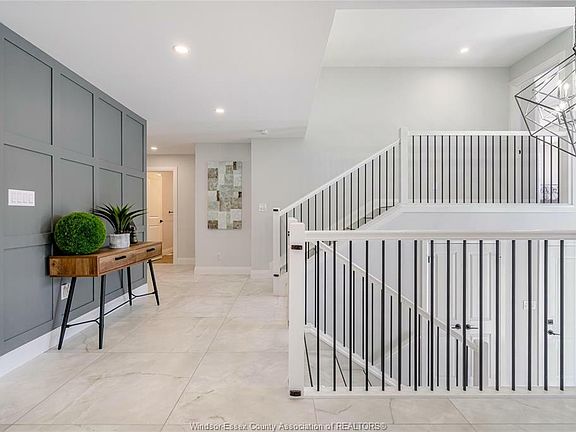 4th image of 14 Primrose Dr