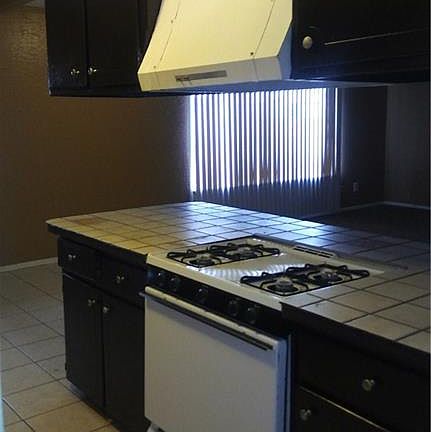 4th image of 11149 E Nautical St E