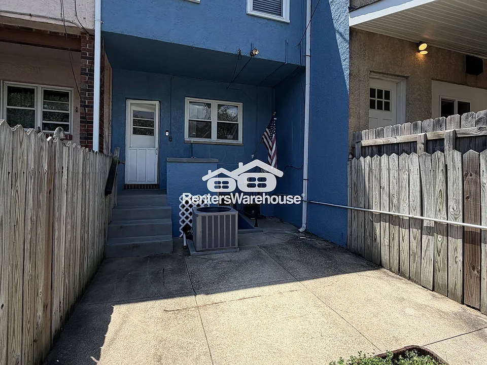 3706 Claremont Ave