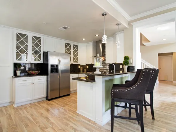 6385 Woodrow Ct Unit 10, Chino Hills, CA 91709