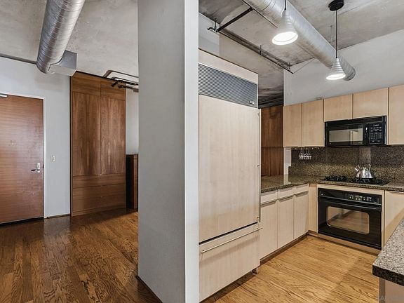 5th image of 877 Island Ave Unit 203