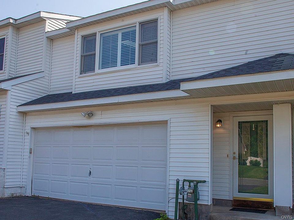 1st image of 8218 Vicksburg Pl