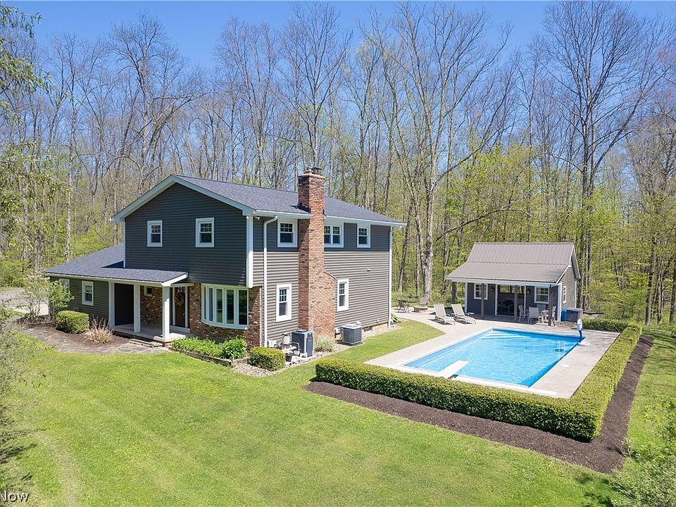 1st image of 7955 Deerbrook Dr