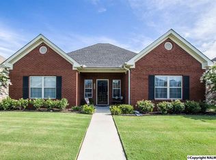 2504 Hampshire Dr SW, Decatur, AL 35603