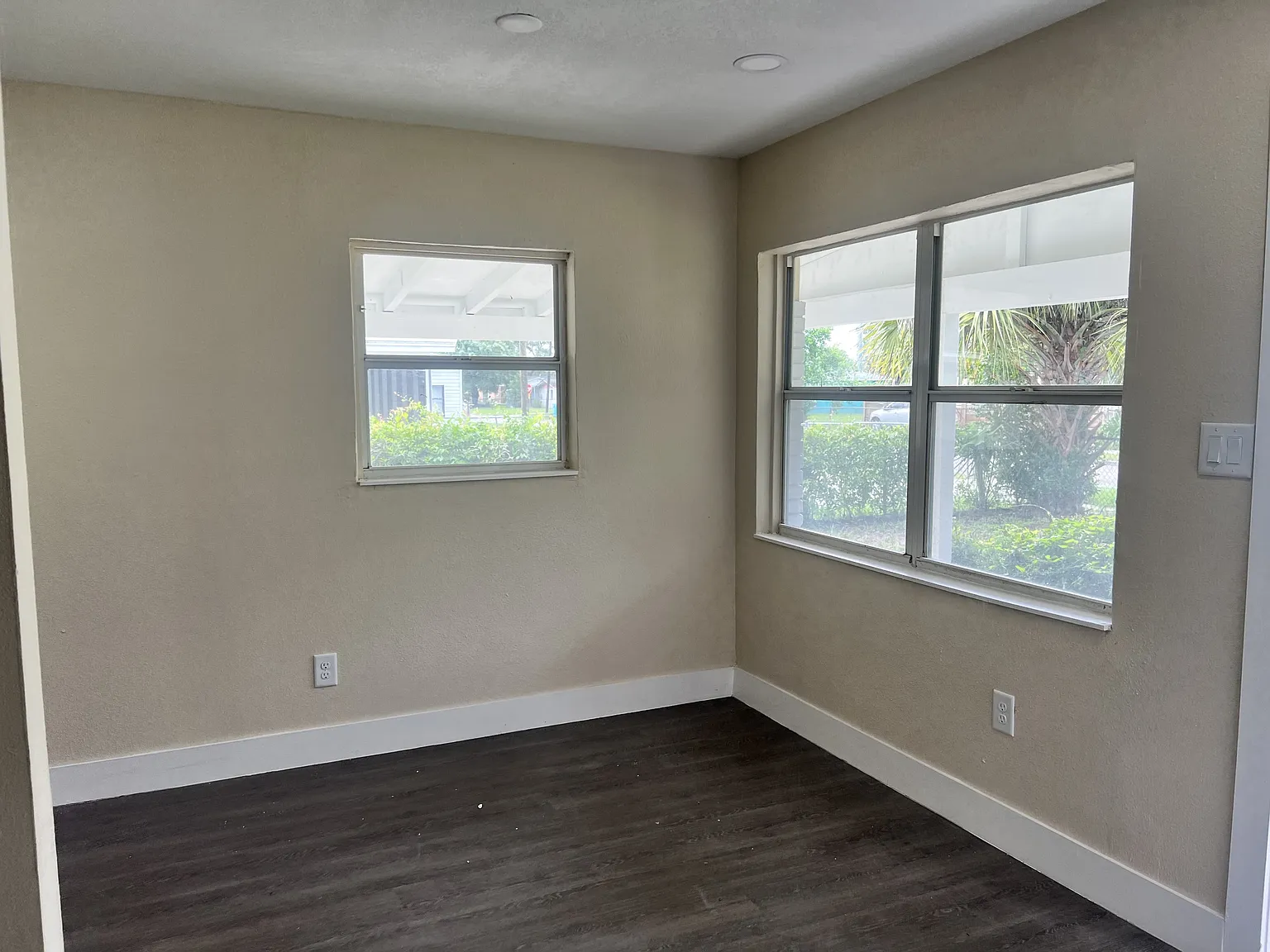 3616 East Shadowlawn Avenue - 1 — Photo 3