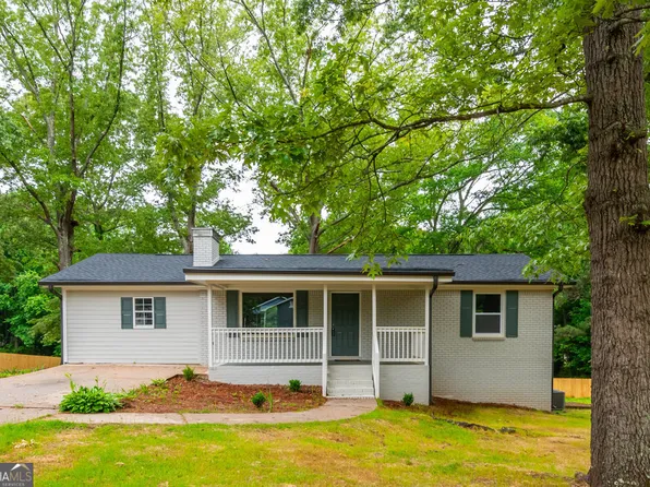 91 Hunters Ln, Powder Springs, GA 30127