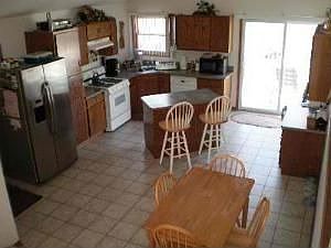 3rd image of 1370 Argyle Ln S
