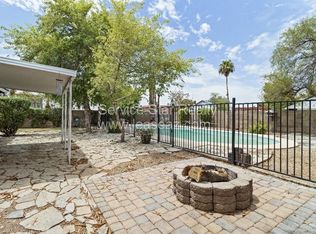 3927 W Acoma Dr, Phoenix, AZ 85053