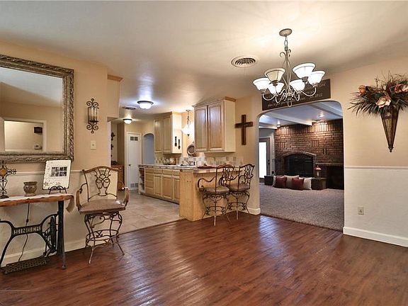 5th image of 2310 S 40th St